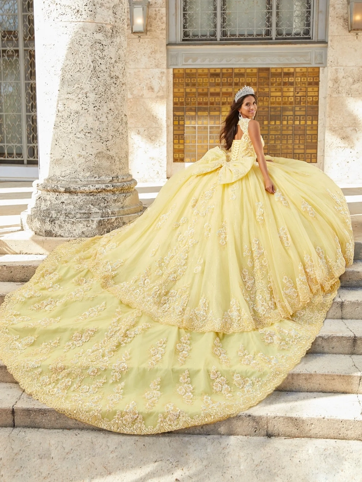 LizLúo Quince Style #26032T #2 vertical picture