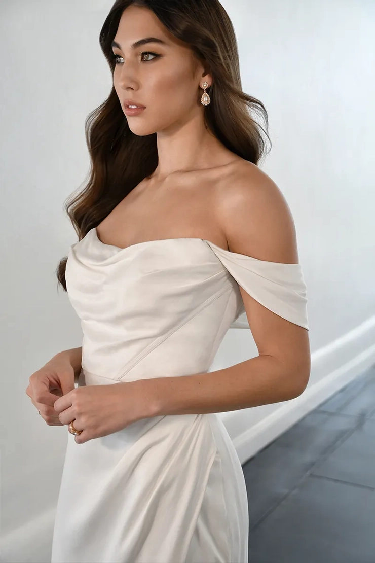 Martina Liana Style #1453 #9 vertical picture