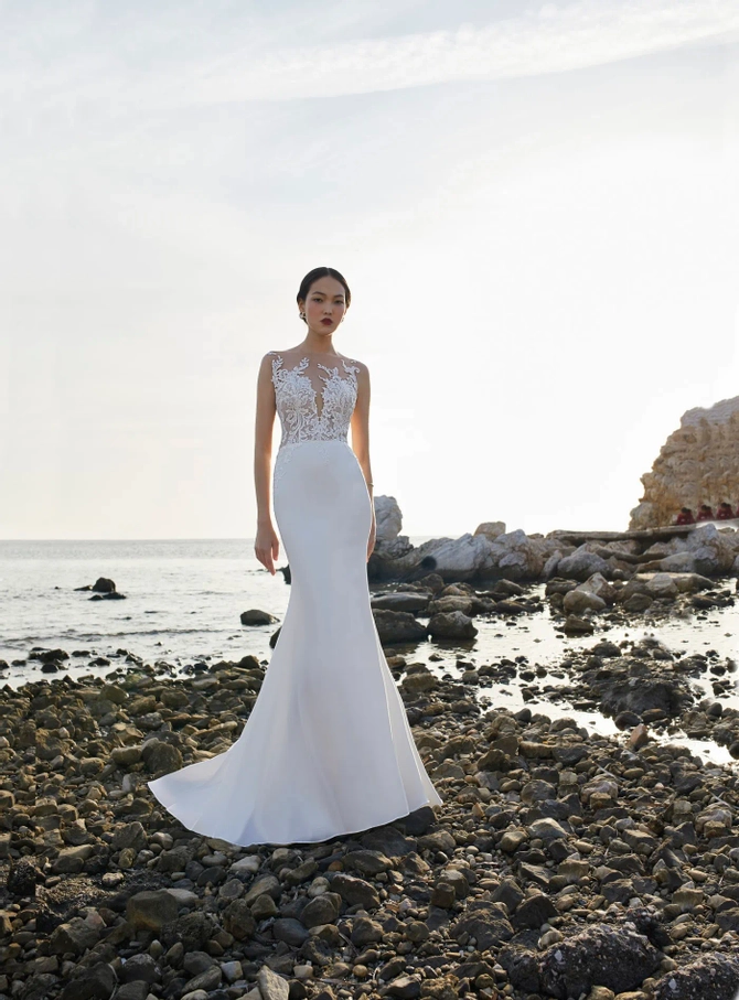 chinese dress ladies Divine Loveliness A-line Wedding Dress