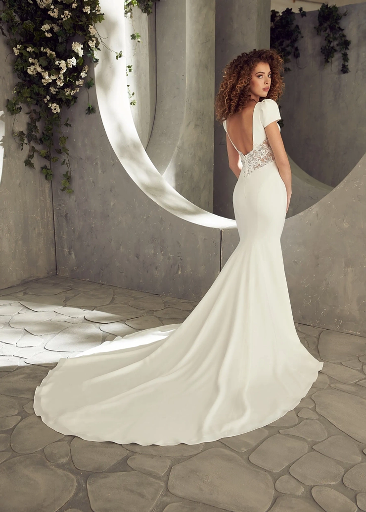Mikaella 2401