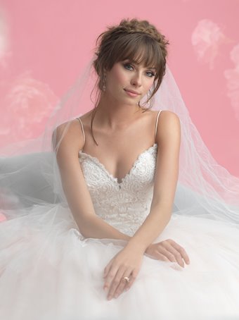 Allure Romance 3067