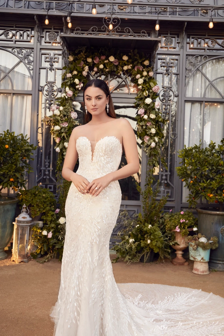 Casablanca Bridal 2484