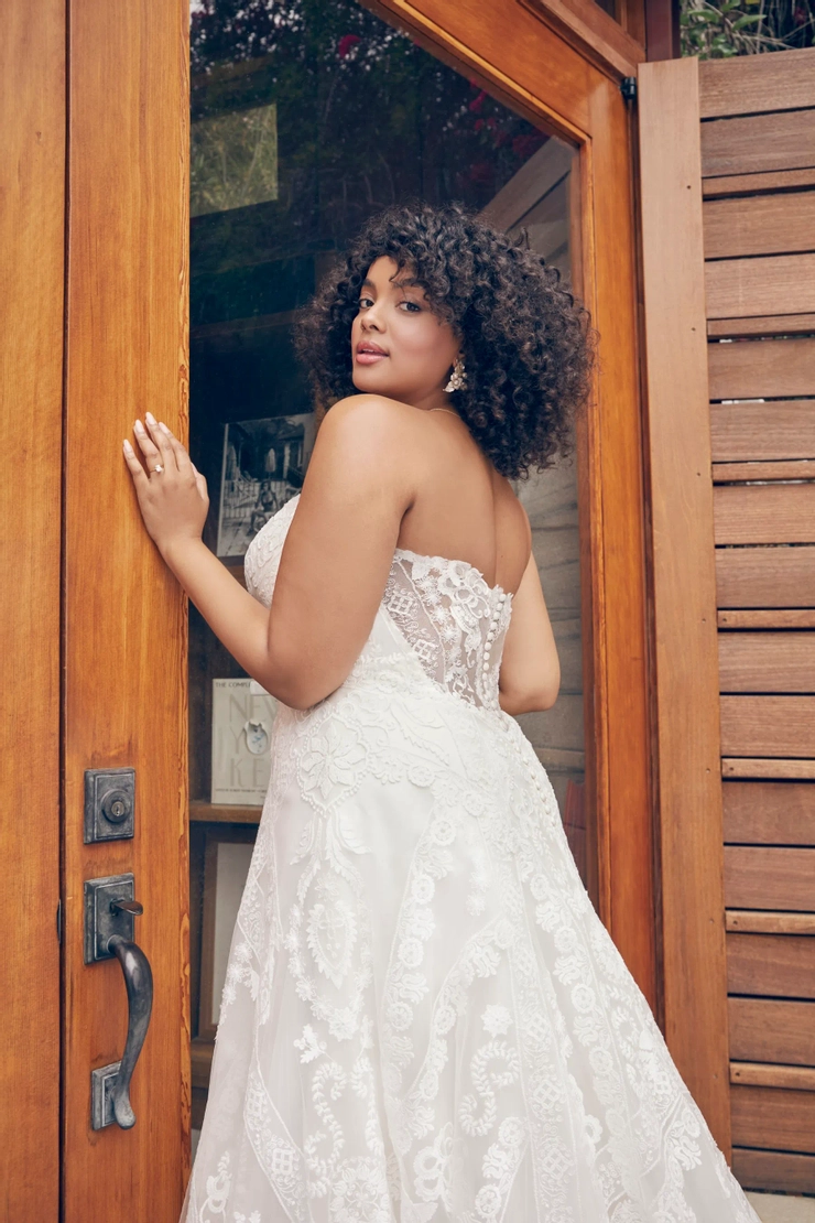 Casablanca Bridal Bl390C