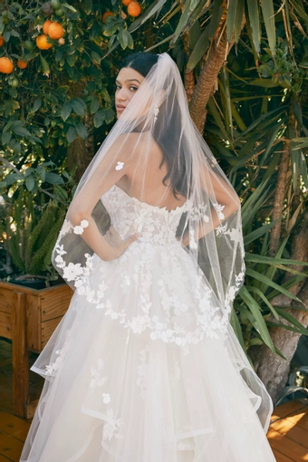 Casablanca Bridal BL391 #3 vertical thumbnail