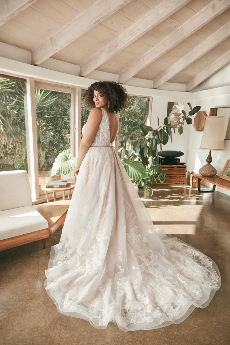 Casablanca Bridal BL395C