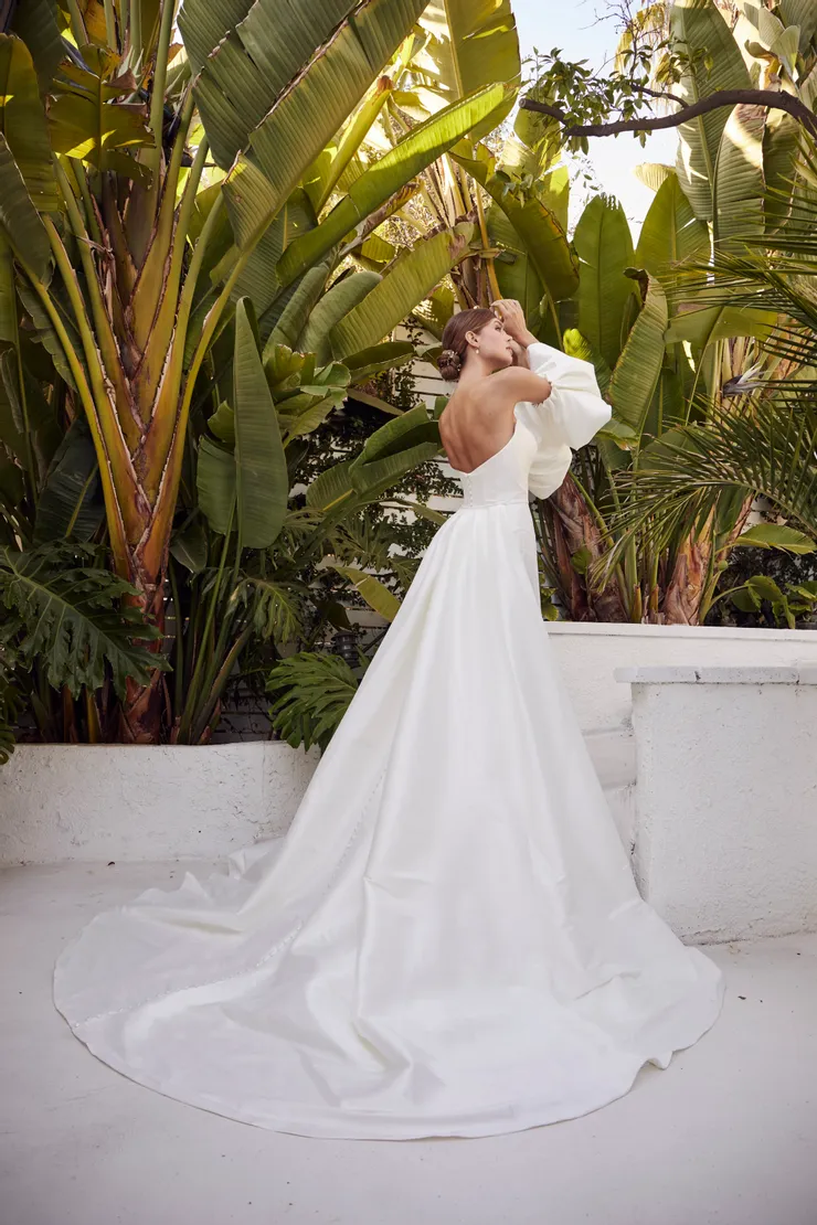 Casablanca Bridal LE115SK