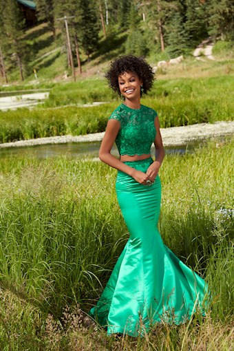 Morilee 99080 #2 Hunter Green vertical thumbnail