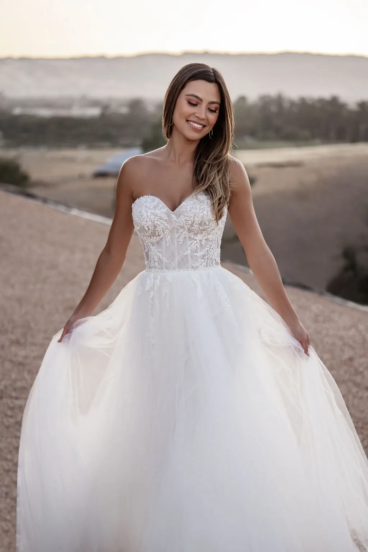 Allure Bridal Wedding Dresses in Connecticut | Lastrina Girls Bridal Salon - A1104 | Lastrina Girls Bridal Salon LLC Allure Bridal Wedding Dresses in Connecticut | Lastrina Girls Bridal Salon - A1104 | Lastrina Girls Bridal Salon LLC