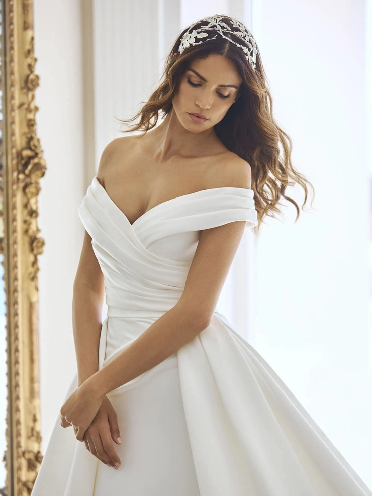 Pronovias Dimitra