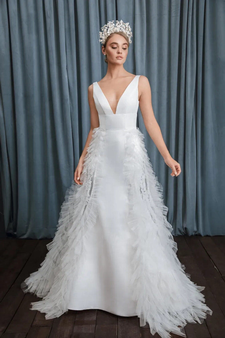 neoprene bridesmaid dress Fitted Sleeveless Gown by Ladivine CH377 this dress is a 081425 Colour:Flame Navy Blue Flower Girl