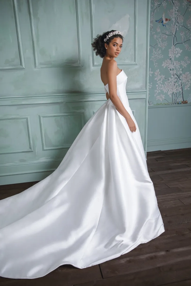 anne barge bridesmaid dresses Gilded Grace Wedding Dress | V-Neckline Bodice
