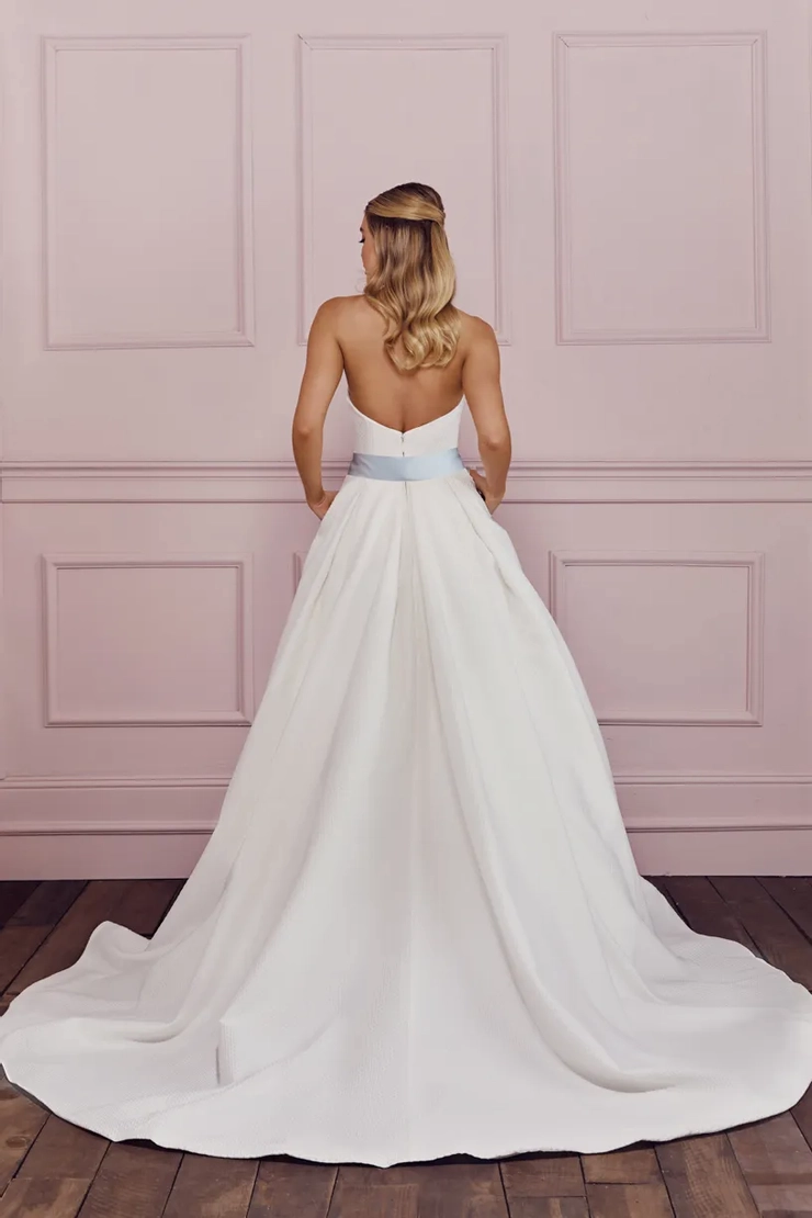 blue willow ryland wedding dress Oakland, Blue Willow by Anne Barge