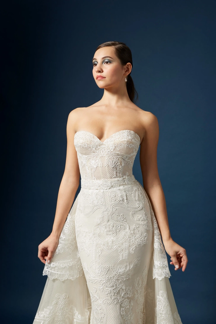 Lazaro 32303