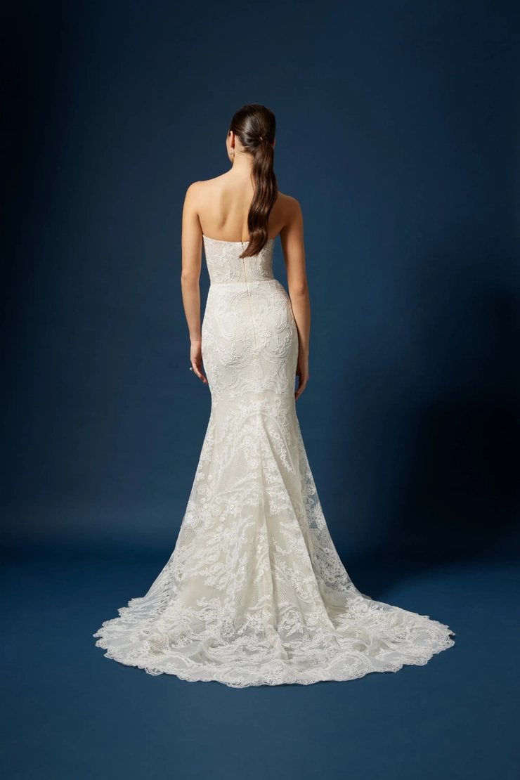 Lazaro 32303