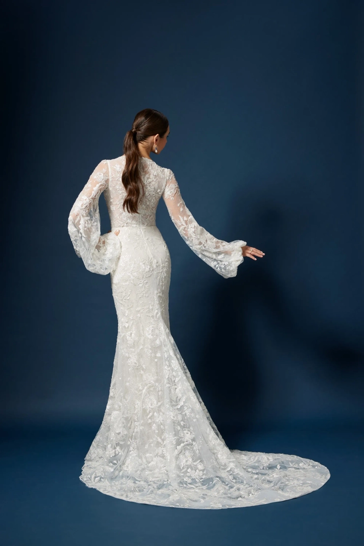 Lazaro 32307