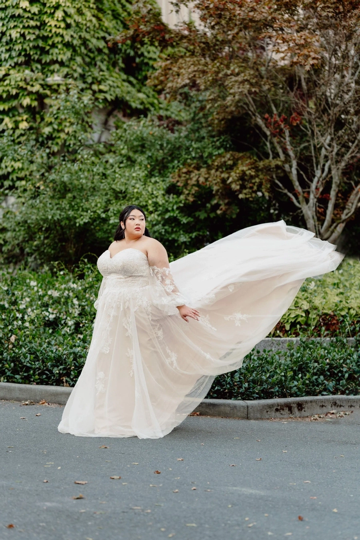 Stella York Plus Size Style NO. 7521 #15 frontface vertical picture