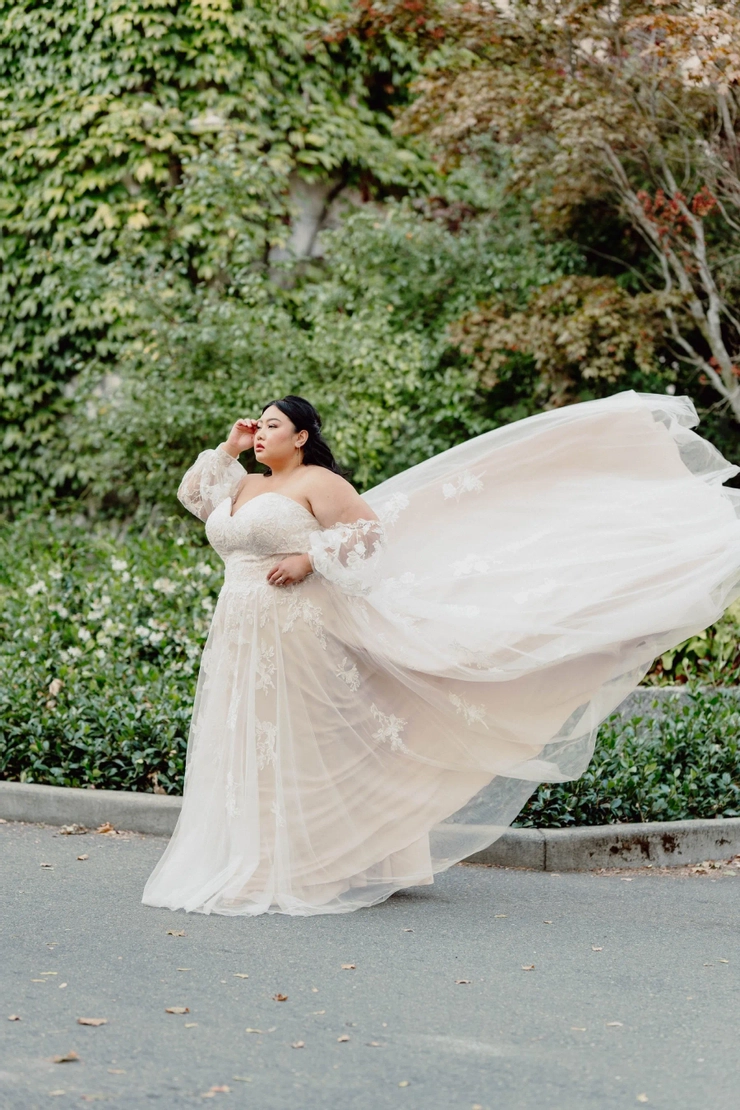 Stella York Plus Size Style NO. 7521 #2 frontface vertical picture