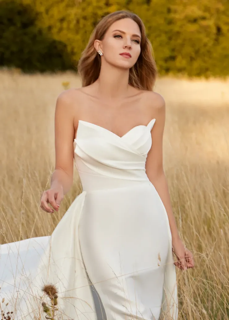 Dando London - JULIA ROBERTS | Jayne's Bridalwear