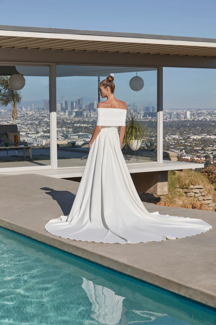Casablanca Bridal LE122