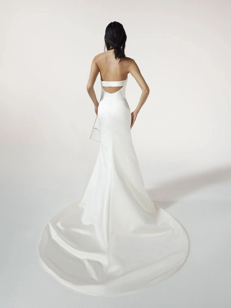 vera wang backless wedding dress Vera Wang: Maeva – Camellia Wedding Gown | Bridal Store