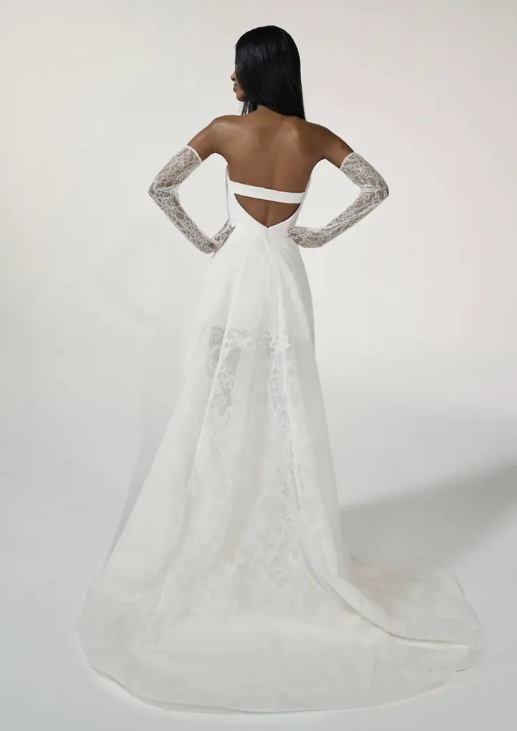 Vera Wang Bride - Dominga | Jaclyn's Bridal