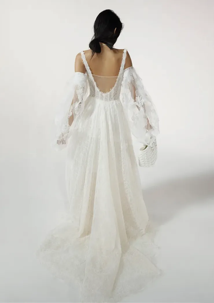Vera Wang Bride | The White Gown - Mencia | The White Gown