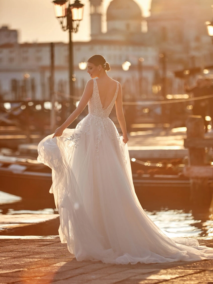 Pronovias Dores