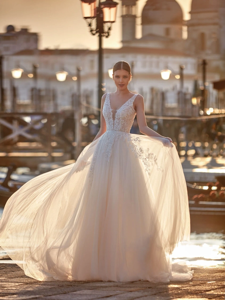 Pronovias Dores