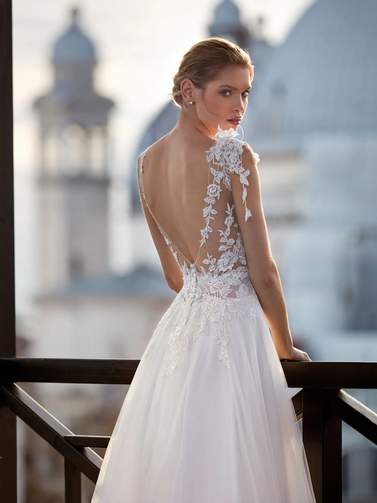 Pronovias Eileen