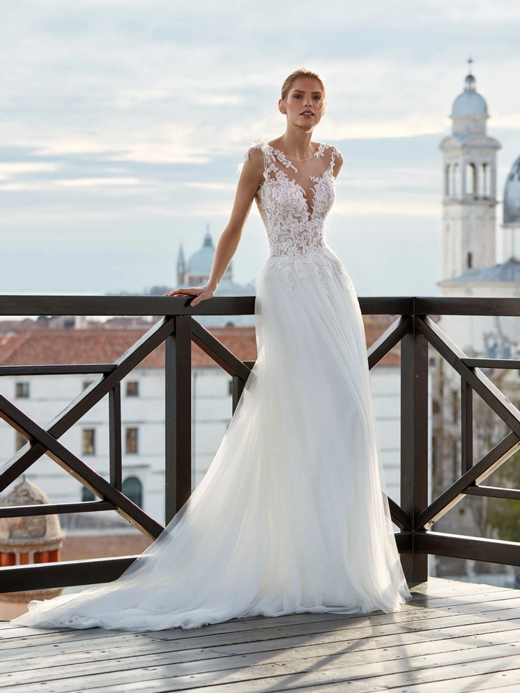 Pronovias Eileen