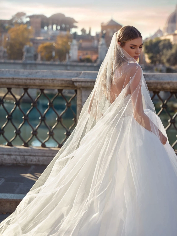 Pronovias Eldora