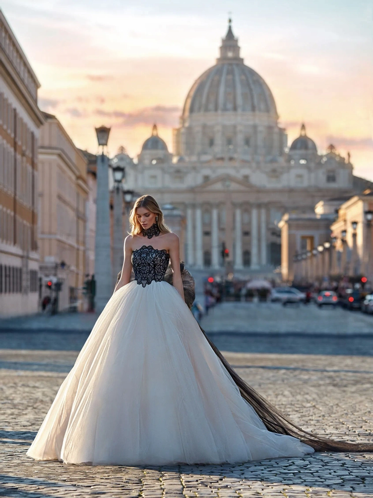 Pronovias Eldora