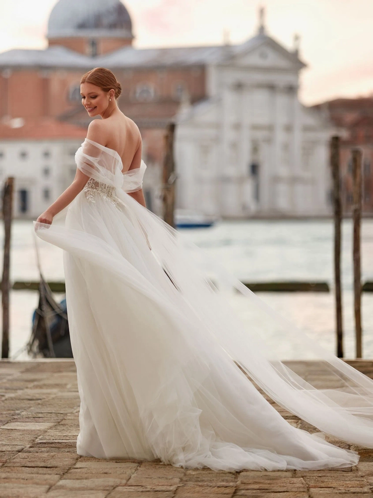 Pronovias Eliot