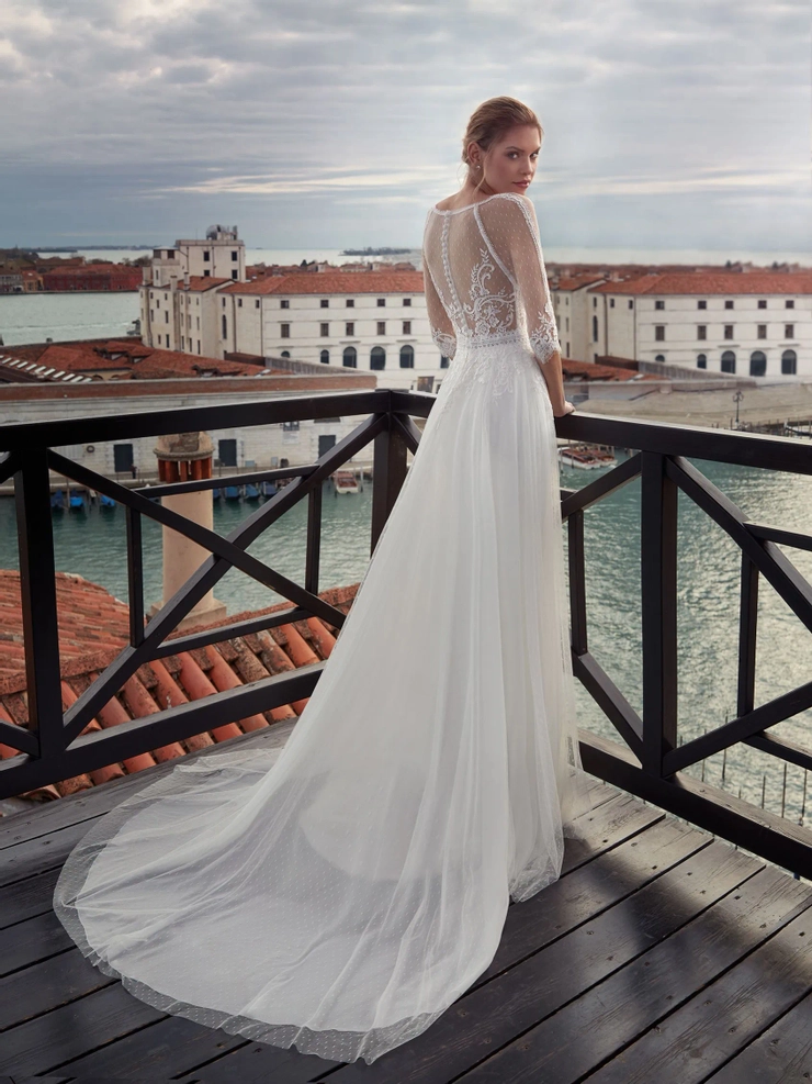 Pronovias Kiran