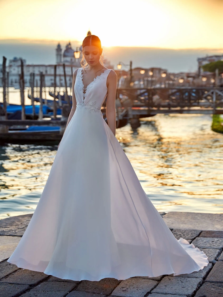 Pronovias Maia