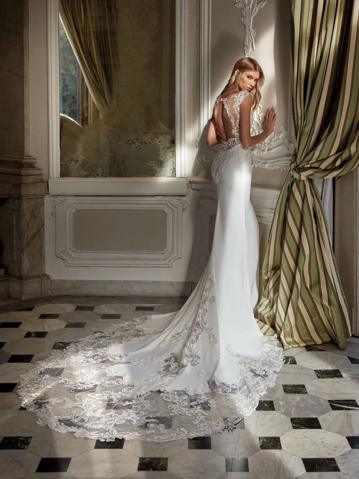 Pronovias Mirella