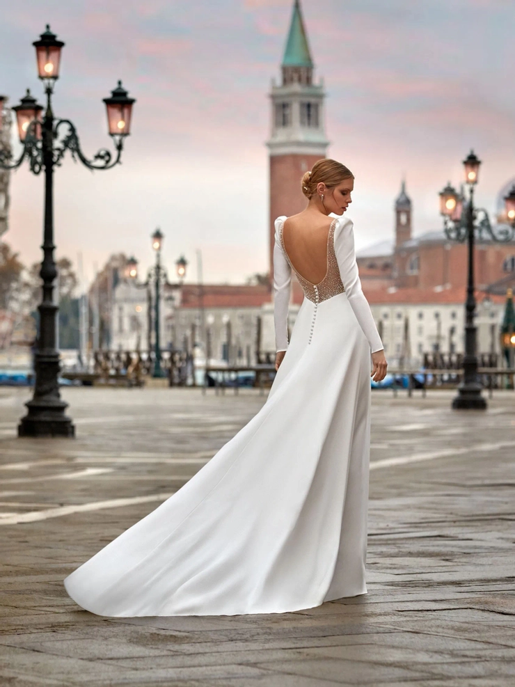 Pronovias Rialto