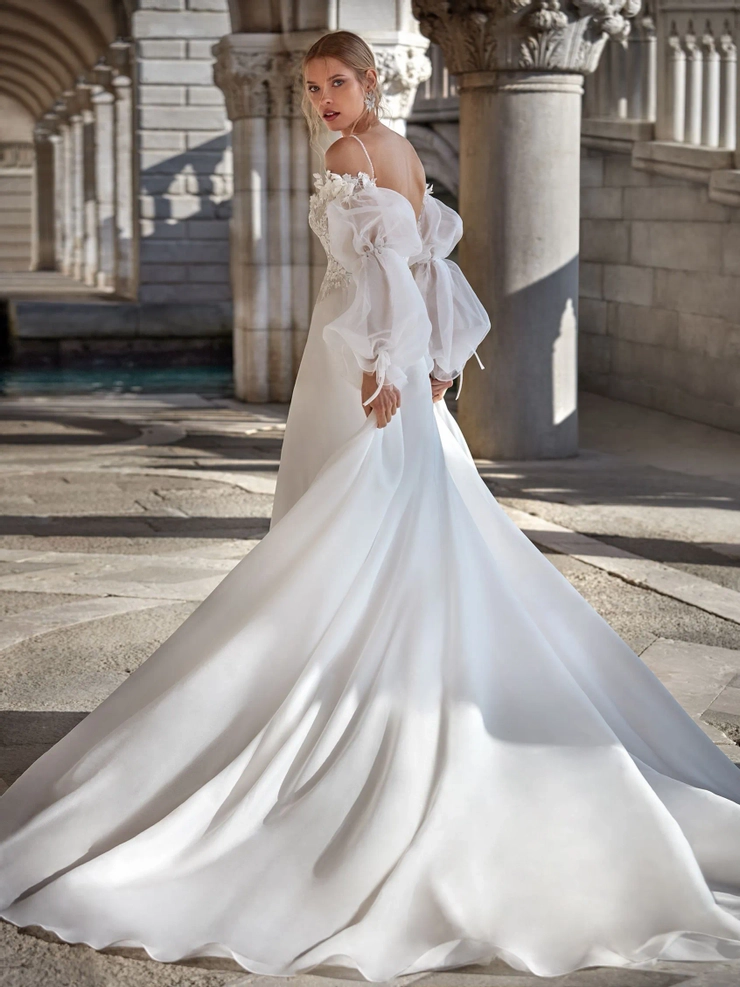 Pronovias Turia