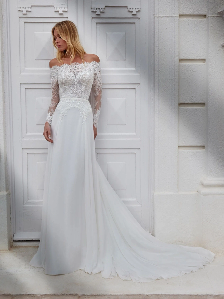 Pronovias Ameera