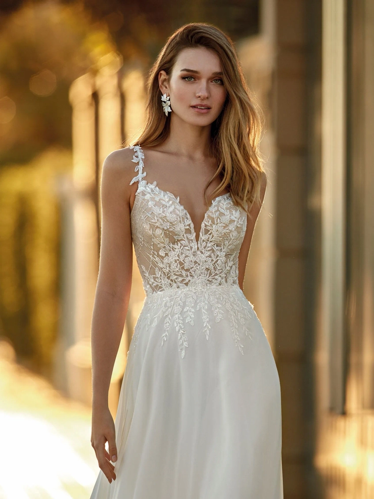 Pronovias Anatasia