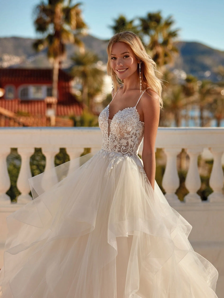 Pronovias Crystal