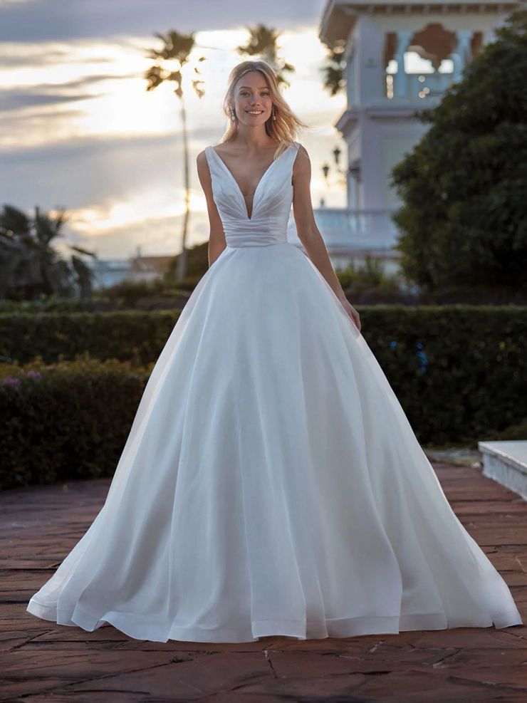 Pronovias Fina