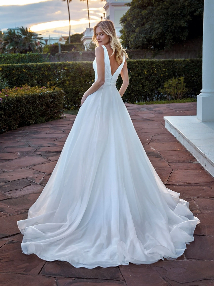 Pronovias Fina