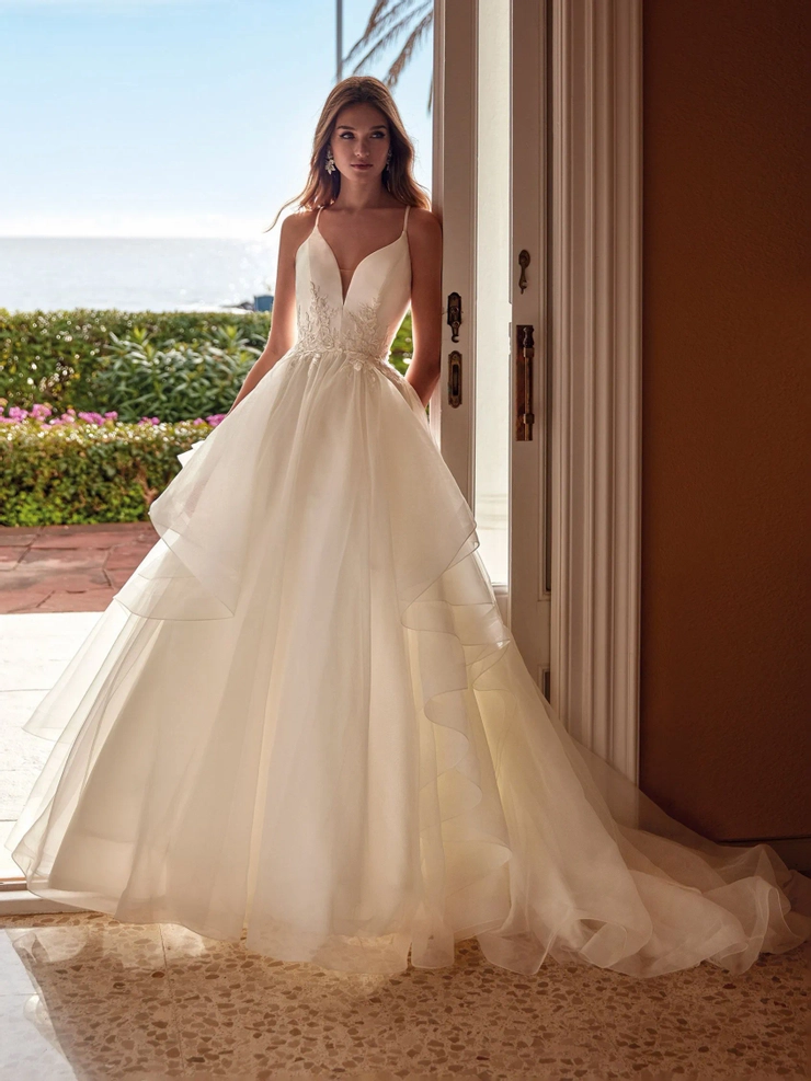 Pronovias Genevieve