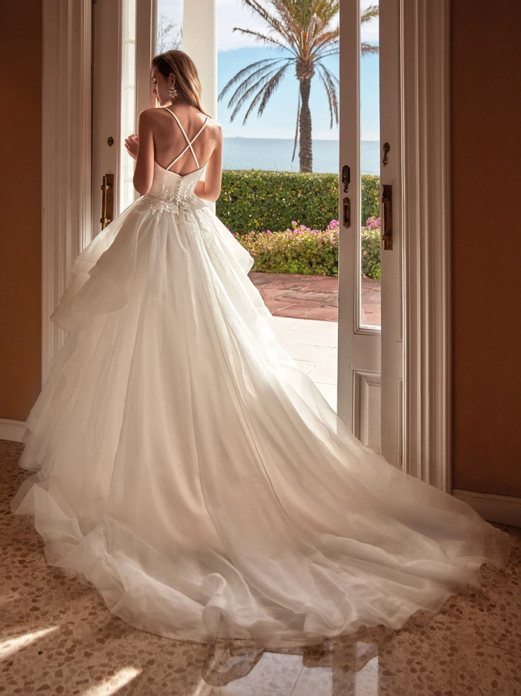 Pronovias Genevieve