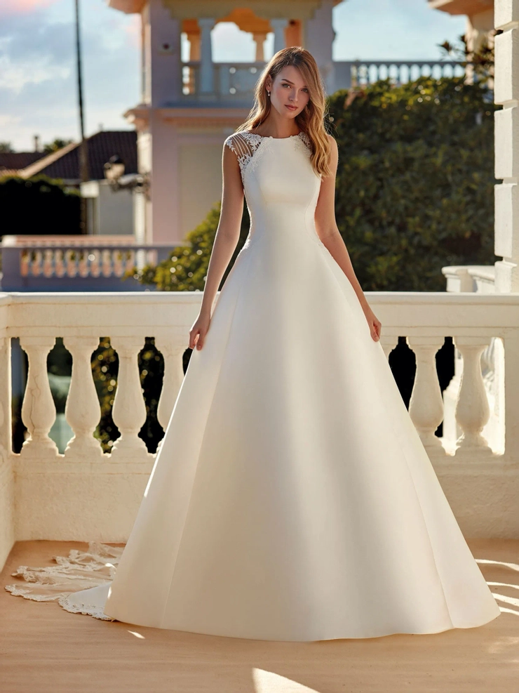 Pronovias Guinevere