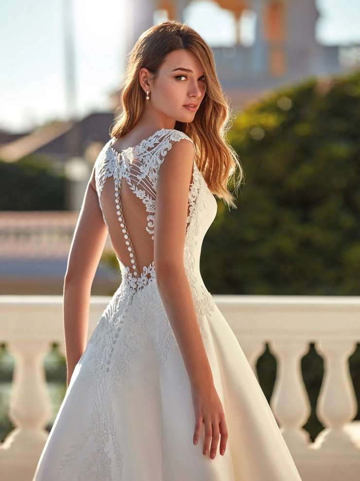 Pronovias Guinevere