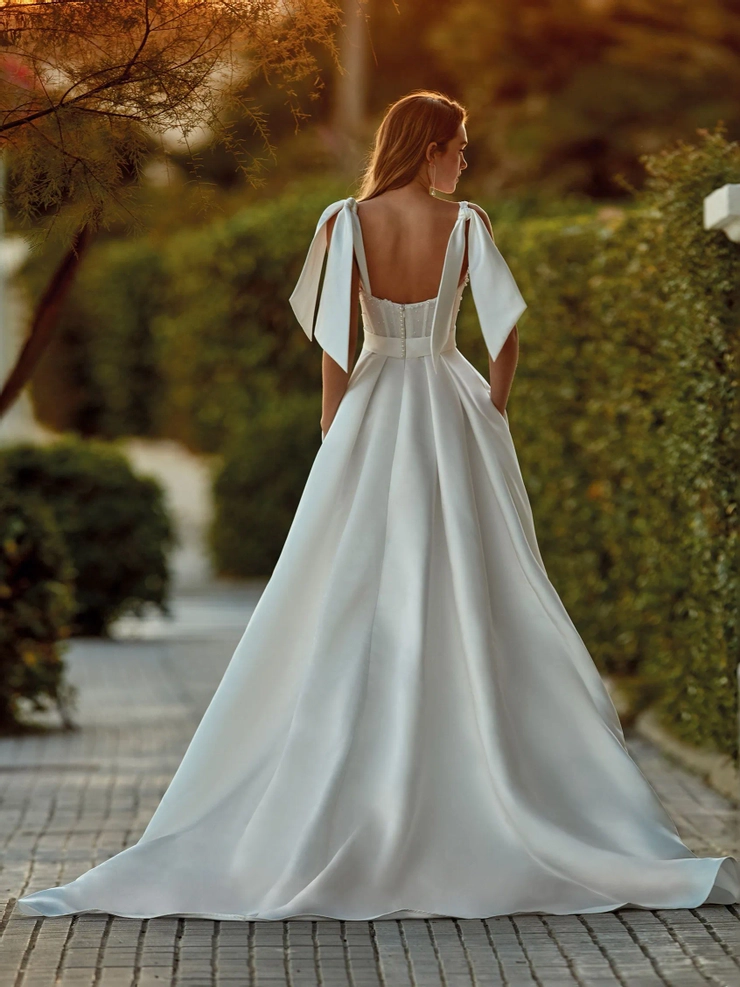 Pronovias Hermione