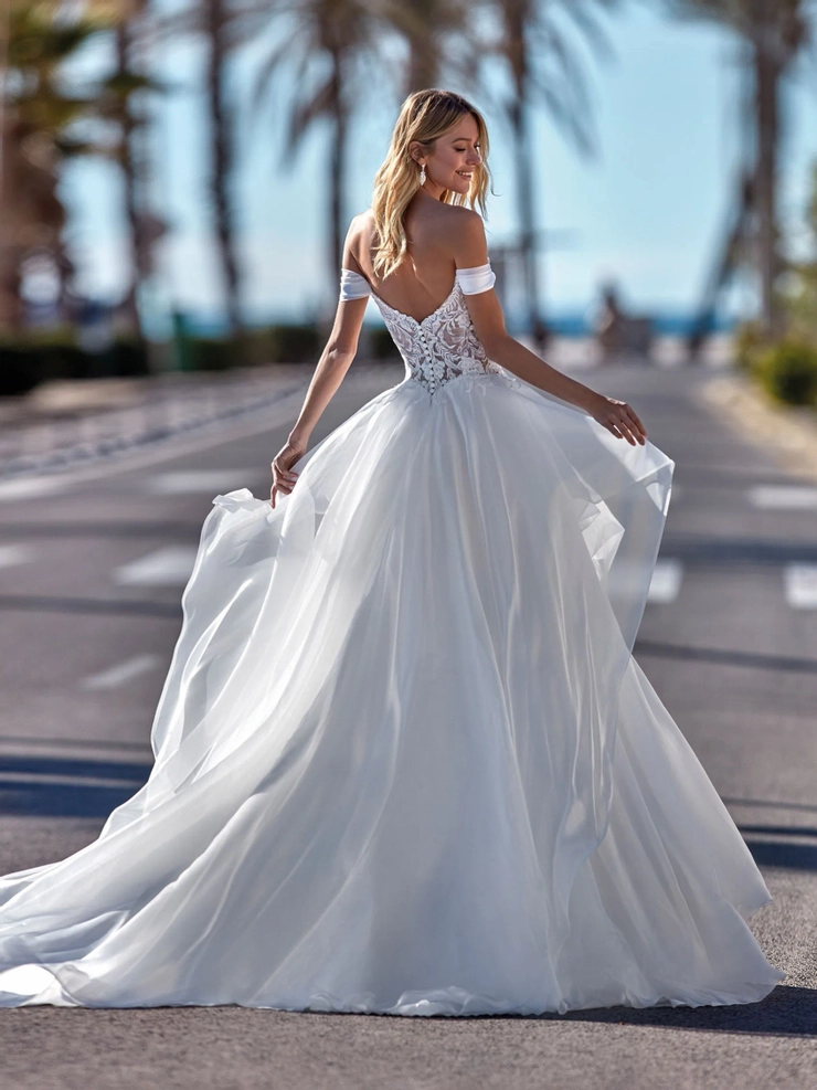 Pronovias Liviana