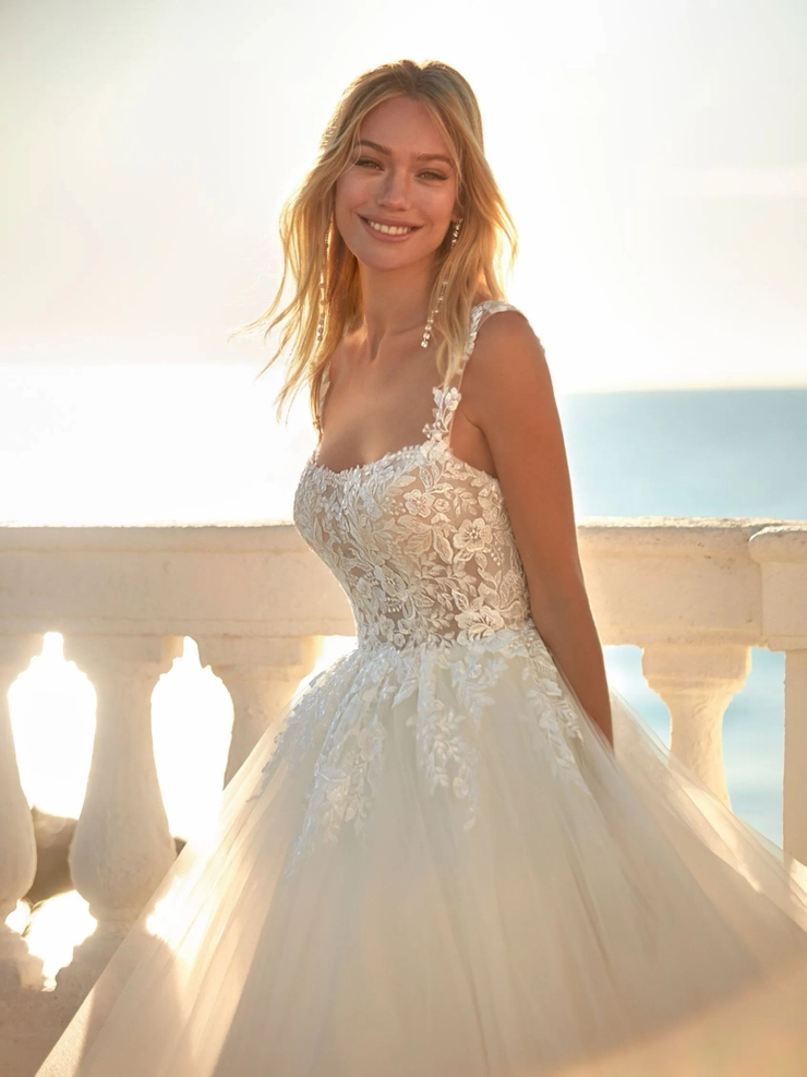 Pronovias Madeleine